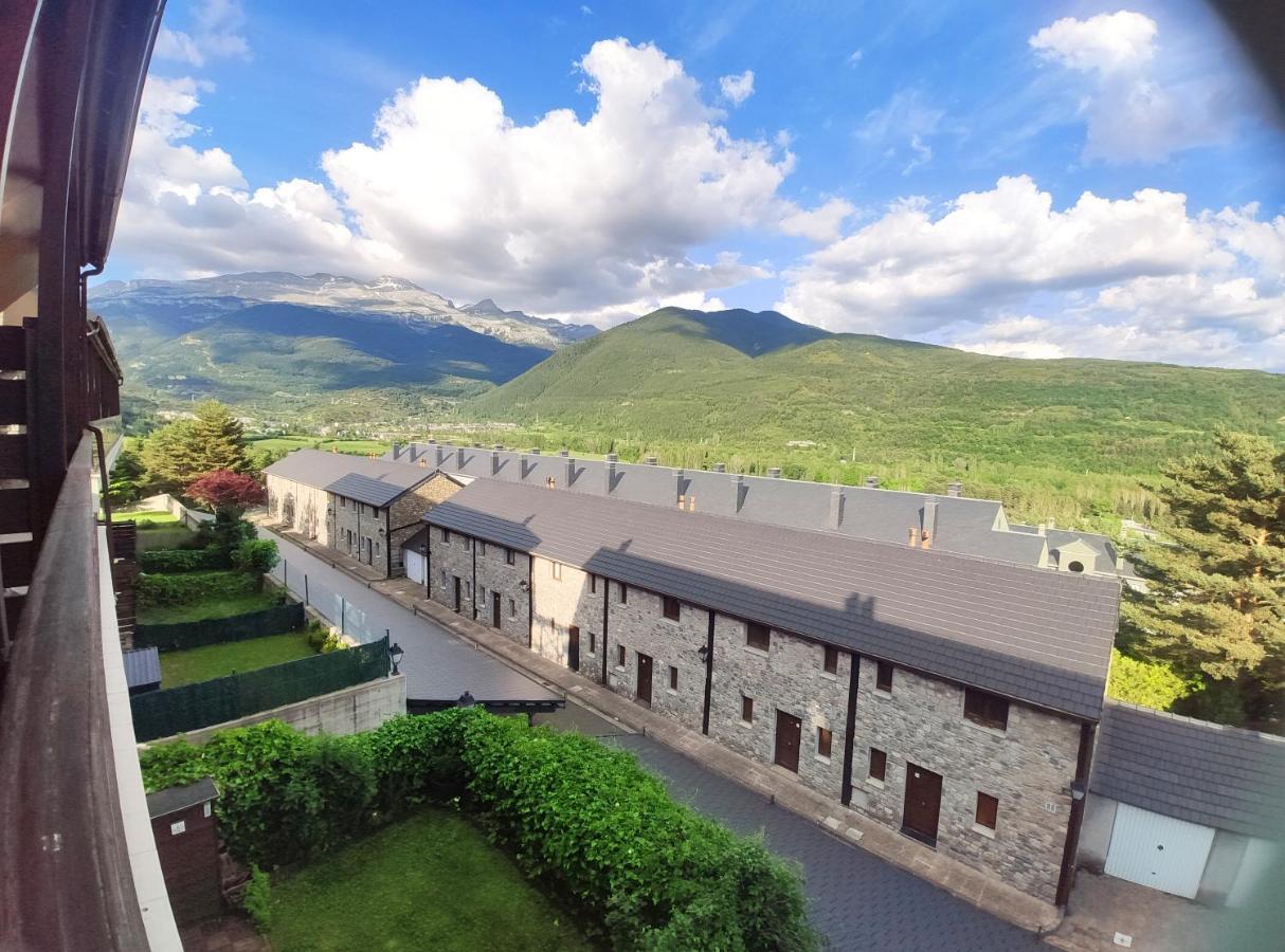 Апартаменты Duplex Familiar Izarraitz Вильянуа Экстерьер фото